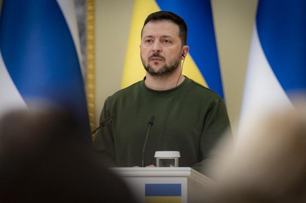 Ukrainian President Volodymyr Zelensky vowed to never give up land to the Russian invaders. 