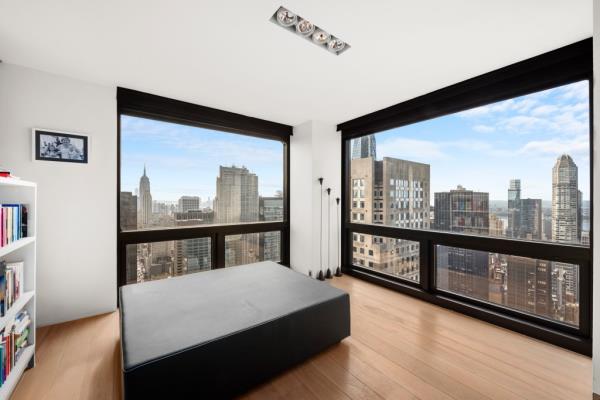 Located just one floor below Do<em></em>nald Trump's perso<em></em>nal triplex at Trump Tower, this luxurious 3-bedroom, 3.5-bathroom co<em></em>ndo offers a rare chance to live near one of the world's most recognized families