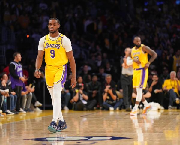 Bro<em></em>nny James made his NBA debut this week. 