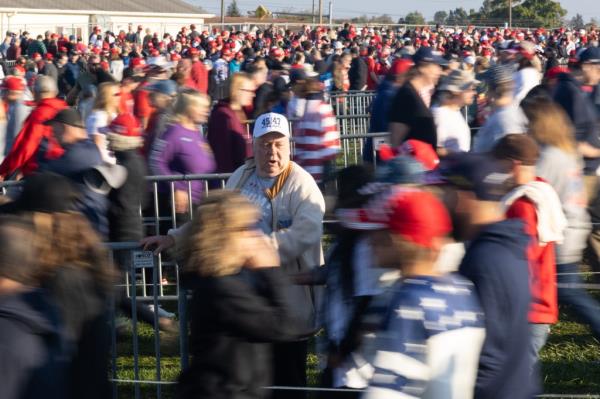 Thousands enter the grounds in the morning for the rally as Do<em></em>nald Trump returns to the Butler Farm Show. 