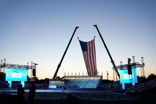 The campaign rally site is seen near sunrise before Republican presidential nominee former President Do<em></em>nald Trump speaks at the Butler Farm Show