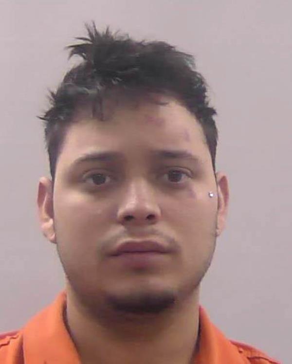 Mugshot of Ho<em></em>nduran natio<em></em>nal Elvis Jamis Cruz-Ferrera, 18,