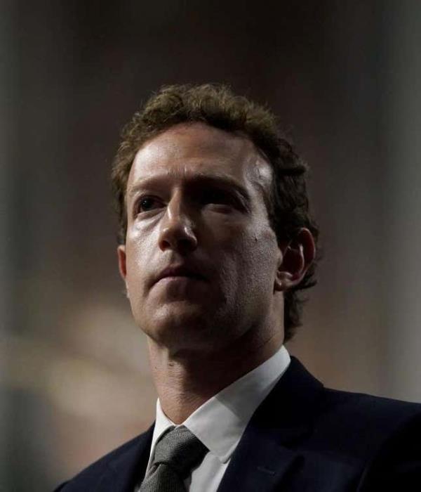 Image for article titled Zuckerberg Just Had the Most Humiliating Day of His Life, But His Hair Looked Great