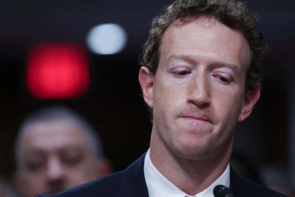 Image for article titled Zuckerberg Just Had the Most Humiliating Day of His Life, But His Hair Looked Great